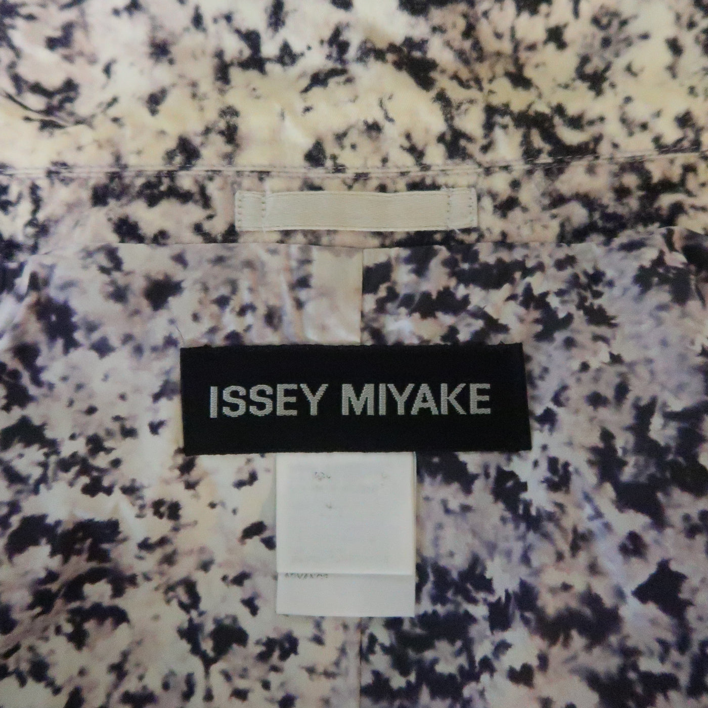 ISSEY MIYAKE Size M Beige Marble Print Notch Lapel Jacket