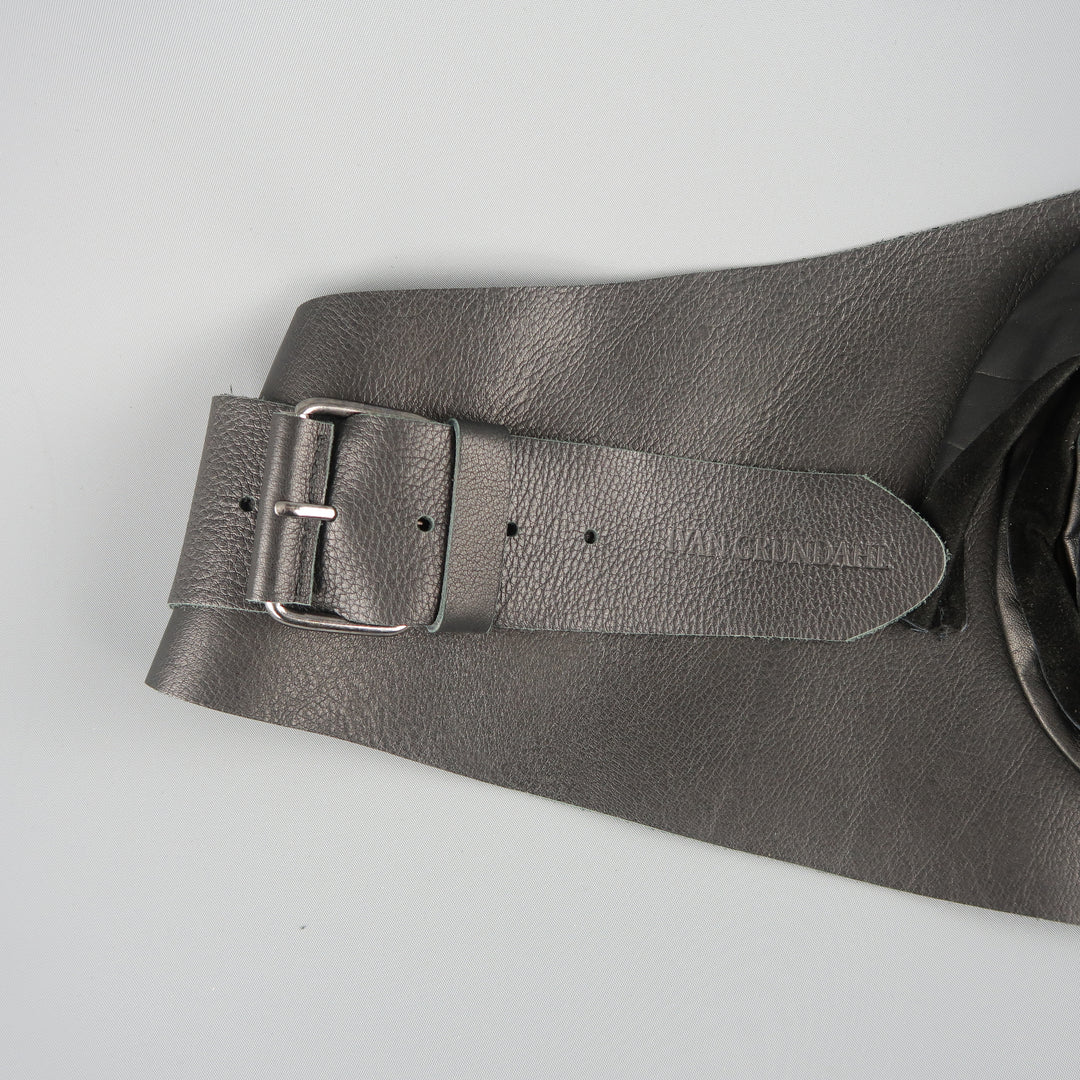 IVAN GRUNDAHL Size M Black Leather Thick Suede Floral Belt