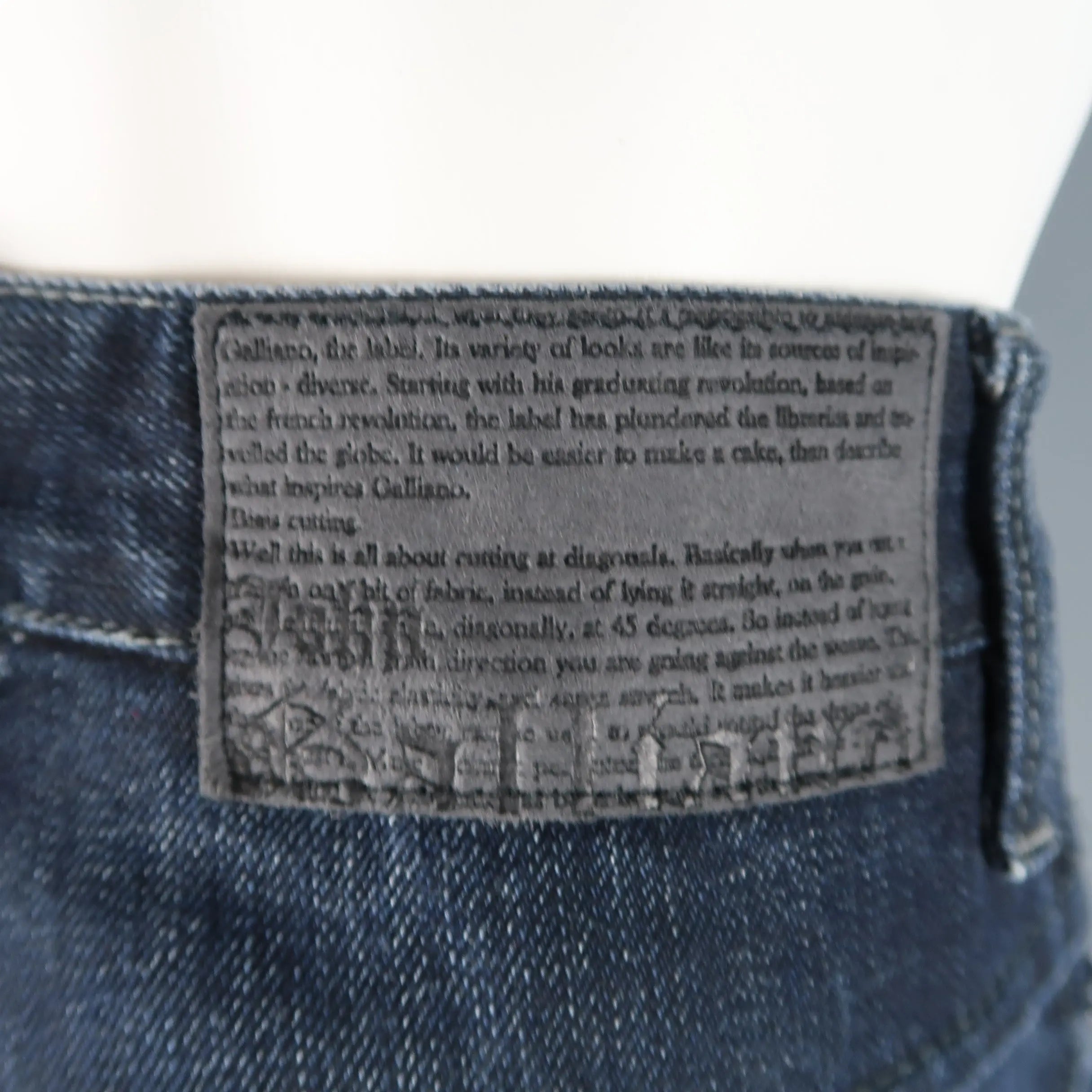 JOHN GALLIANO Size 30 Navy Wash Distressed Denim Back Hoop Jeans