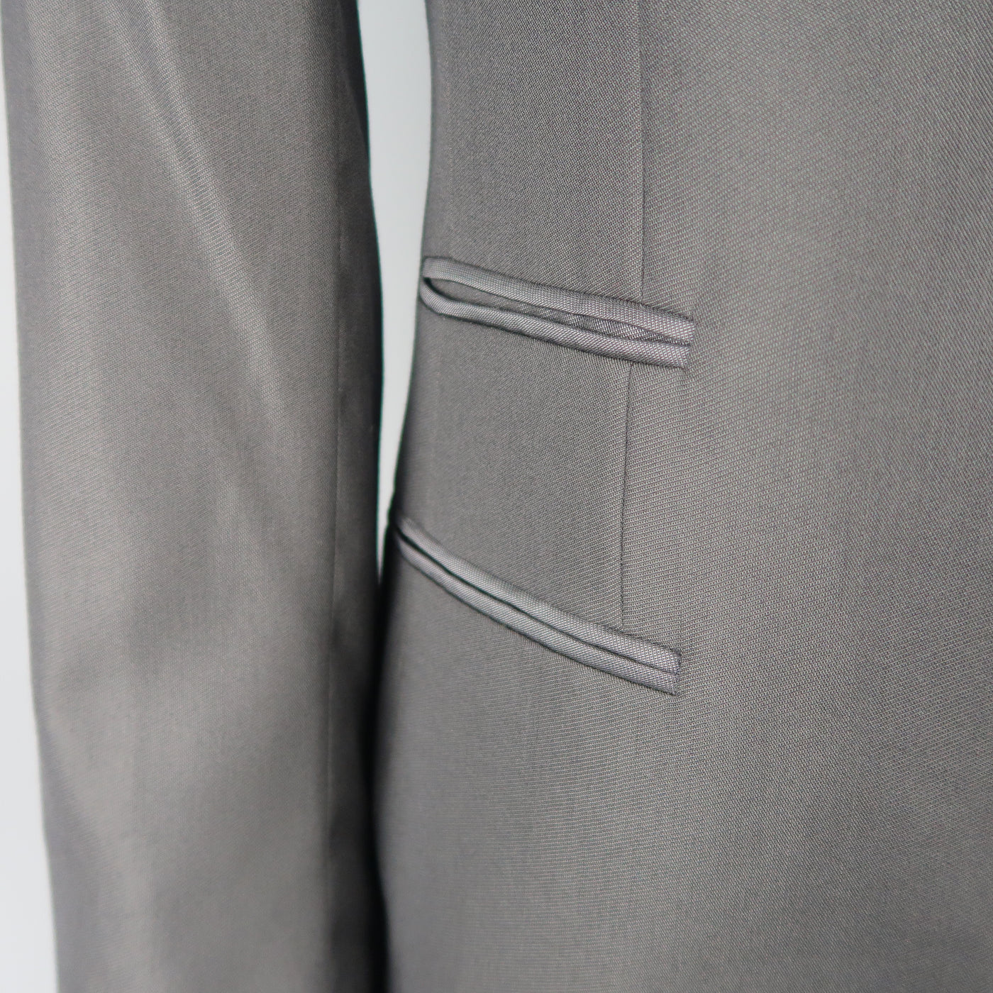 JUST CAVALLI 42 Black Wool Blend Satin Piping Peak Lapel Sport Coat Jacket