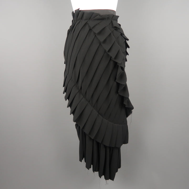 LANVIN Fall 2014  US 4 / FR 36 Black Pleated Pencil Skirt