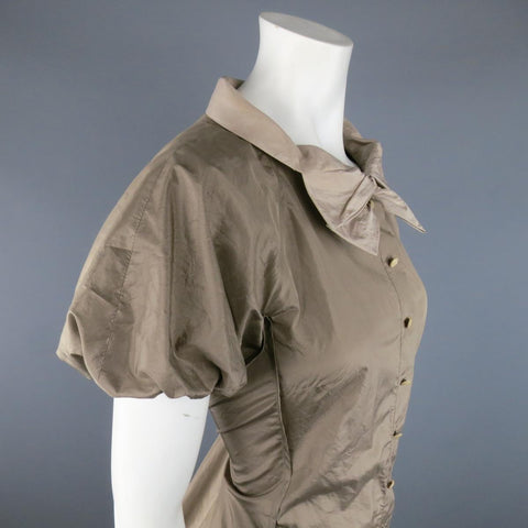 MARC JACOBS Blusa con lazo y manga globo de seda color topo y beige talla 8