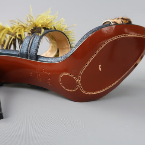 O JOUR US 9 / IT 39 Sandales à brides en plumes vert léopard en cuir métallisé bleu marine