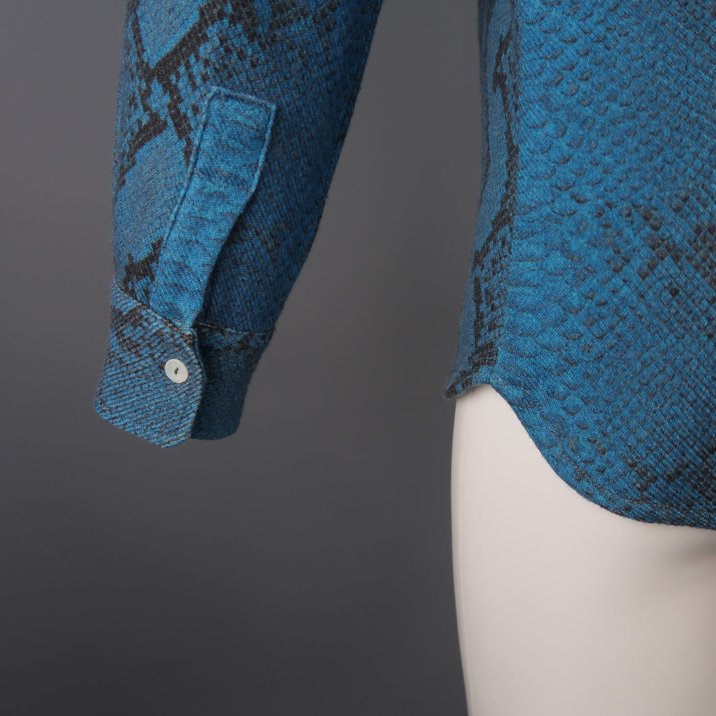 PRINTED ARTWORKS Size M Blue Snake Print Wool Blend Long Sleeve Shirt