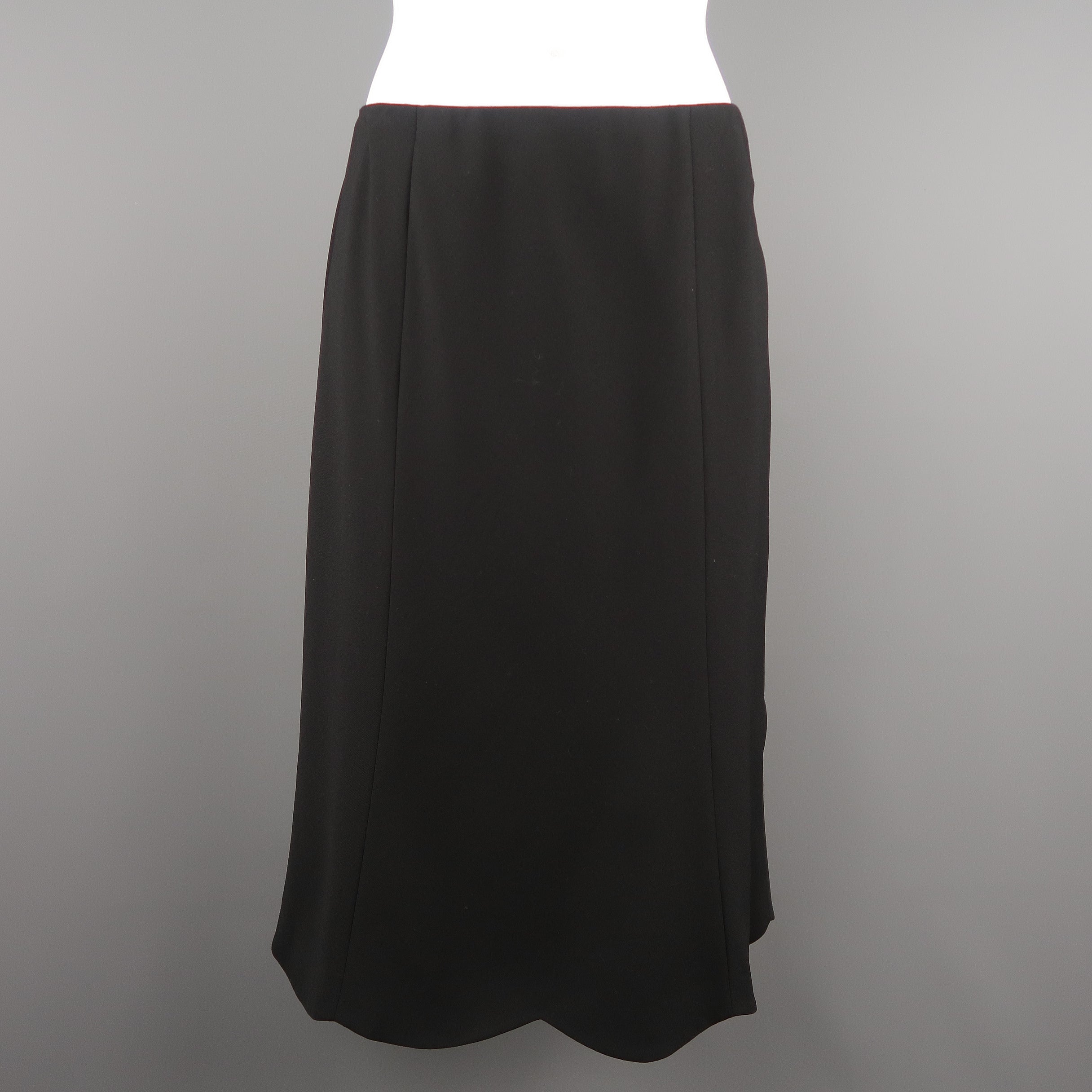 A line clearance skirt size 6