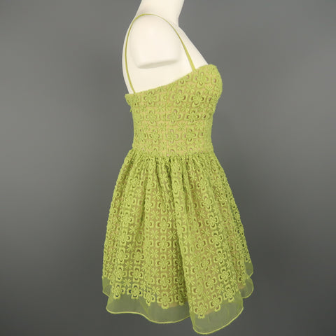 RED VALENTINO Size 0 Green  Embroidered Lace Overlay Fit Flair Dress