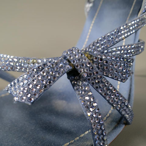 RENE CAOVILLA 10 Sandalias destalonadas de seda con correa de lazo de cristal Swarovski azul claro