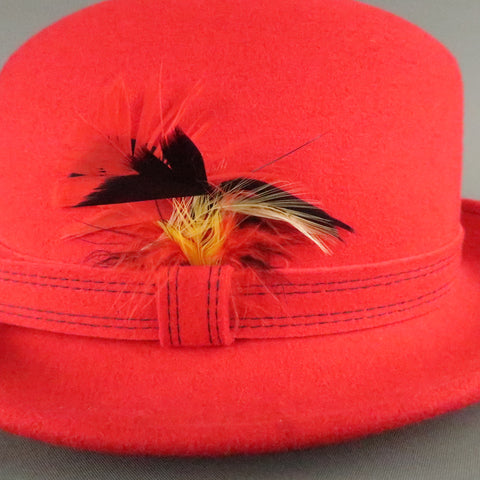 SAKS FIFTH AVENUE Red Felt Contrast Stitch Fedora
