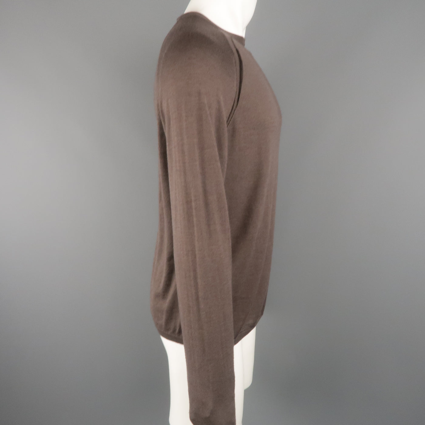 SALVATORE FERRAGAMO Size M Taupe Solid Wool / Silk / Cashmere Raglan Pullover