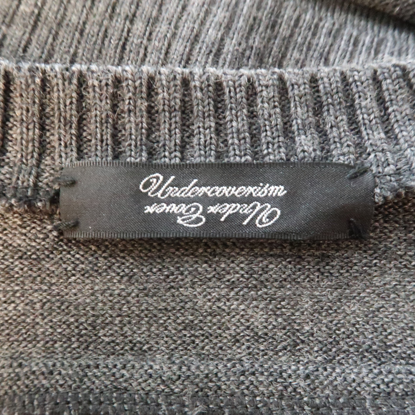 UNDERCOVER Size L Charcoal Solid Wool V-Neck Pullover