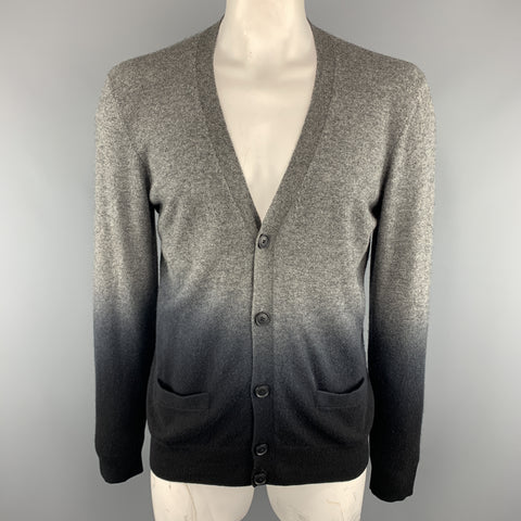 VINCE Cárdigan con cuello en V de cachemira degradado negro y gris talla XL