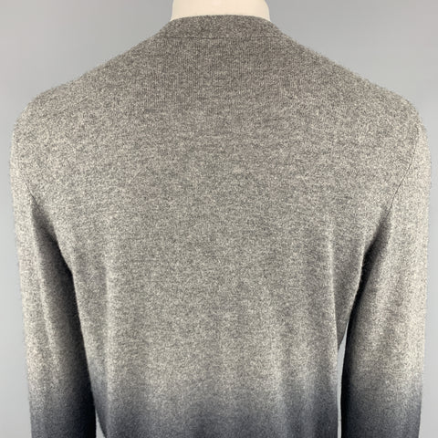 VINCE Cárdigan con cuello en V de cachemira degradado negro y gris talla XL