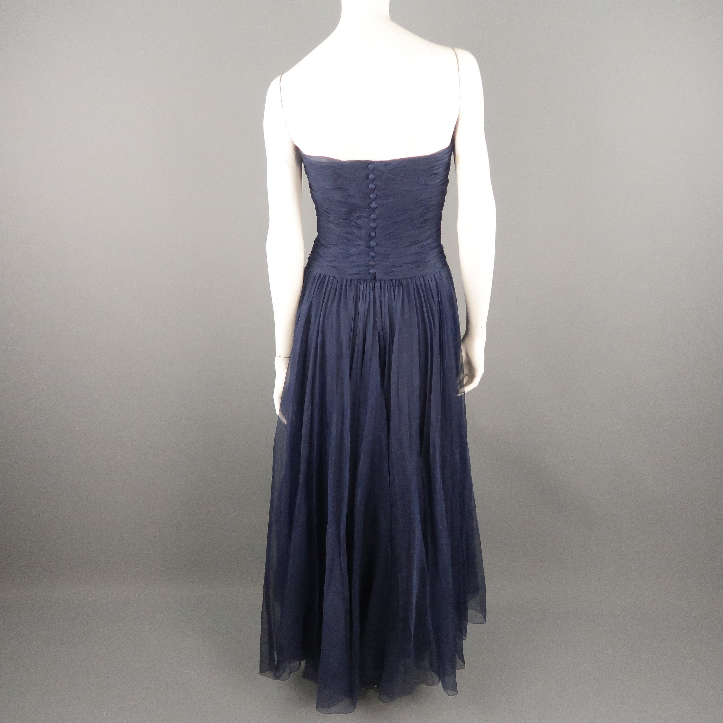 Vintage CHANEL Size US 8 / FR 40 Navy Gathered Silk Vintage CHANEL Size US 8 / FR 40 Navy Gathered Silk
