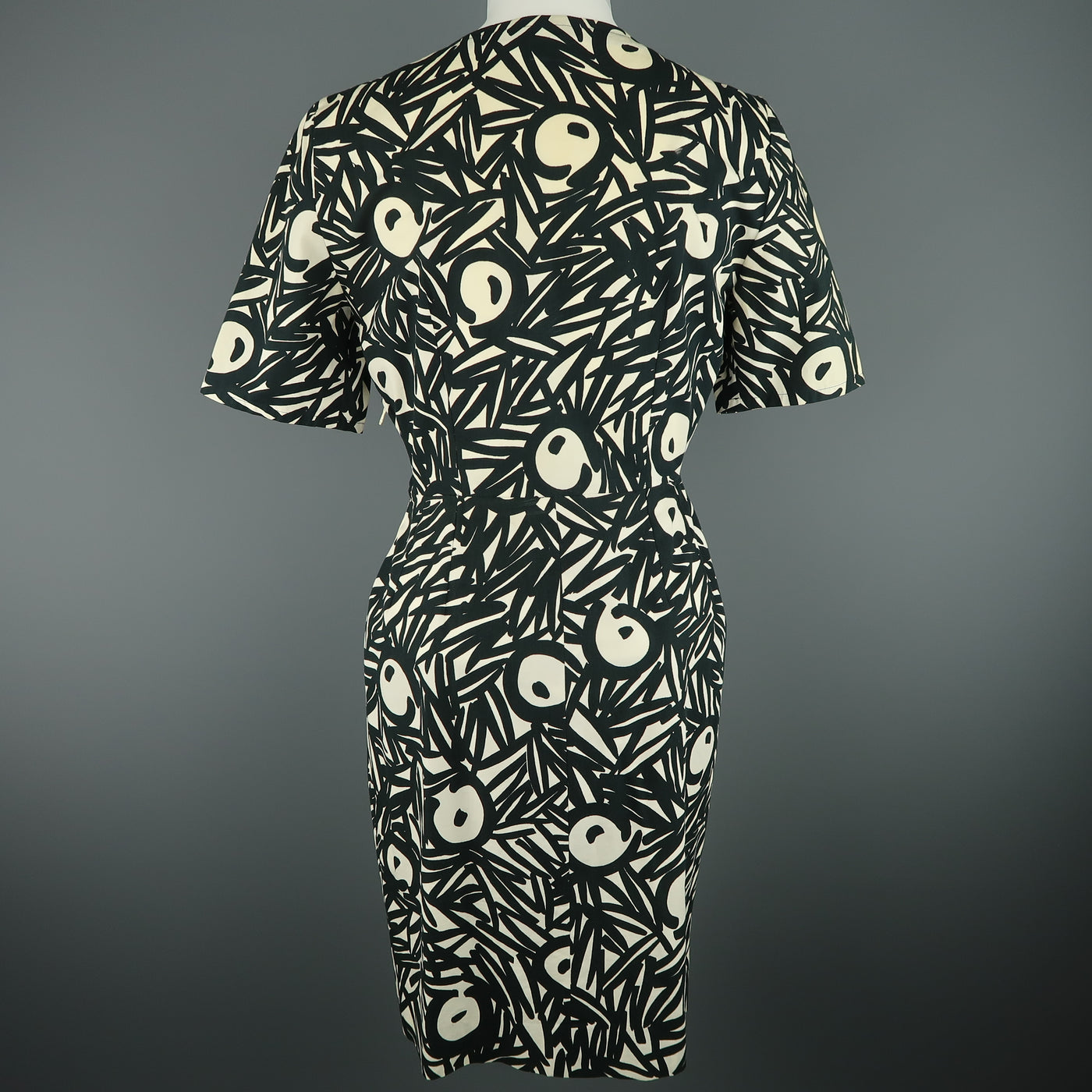 Vintage GUY LAROCHE Size 4 Black & White Printed Cotton Puff Sleeve Dress
