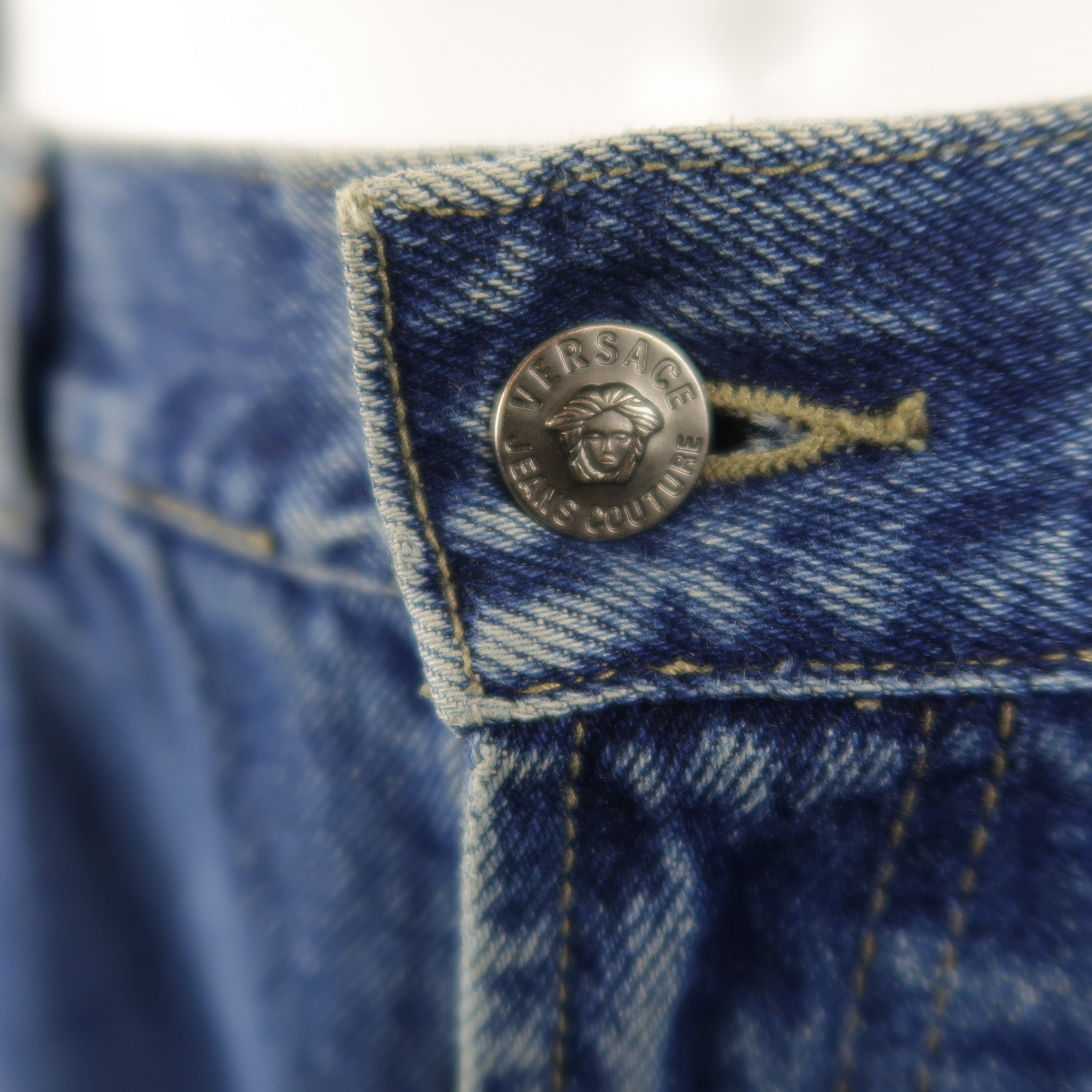 Vintage VERSACE JEANS COUTURE Size 32 Medium Stone Wash