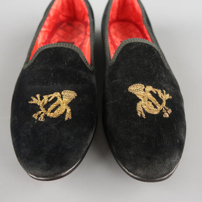 Vintage WATHNE Size 9.5 Black Velvet Gold Embroidered Horn Slippers
