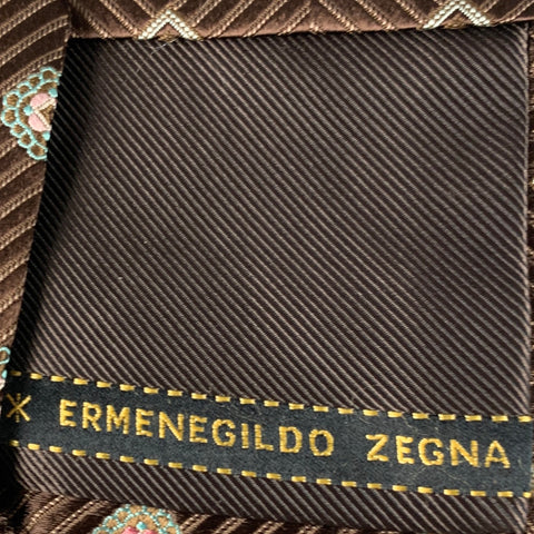 ERMENEGILDO ZEGNA Cravate en soie à chevrons marron beige