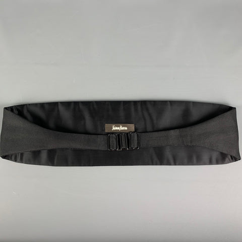 NEIMAN MARCUS Size One Size Black Solid Silk Cummerbund