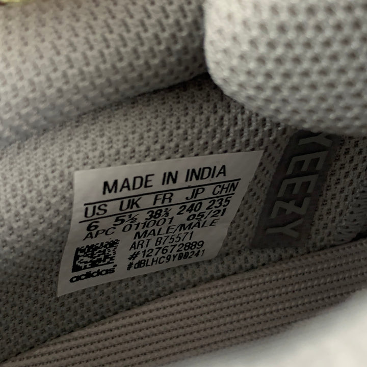 ADIDAS x YEEZY Wave Runner Boost 700 Size 6 Grey Multi-Color Mesh Sneakers