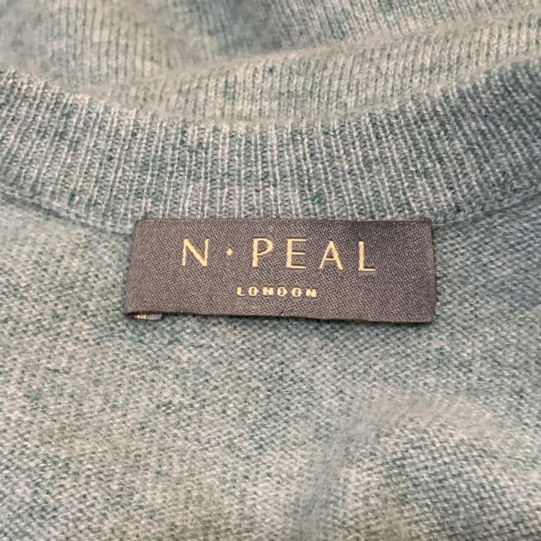 N. PEAL Size L Pistachio Knitted Cashmere V-Neck Pullover Sweater