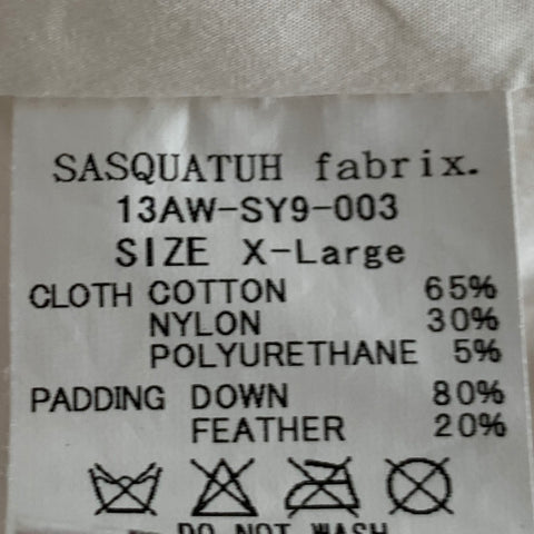 SASQUATCHfabrix Chaqueta de mezcla de algodón acolchada en color blanco roto talla XL