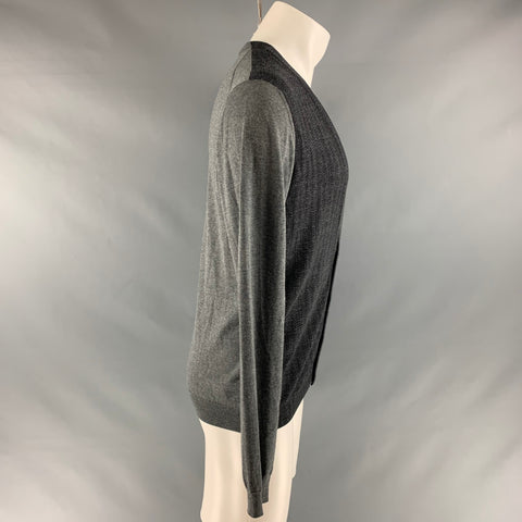 PRADA Taille S Cardigan boutonné en laine tricotée gris noir
