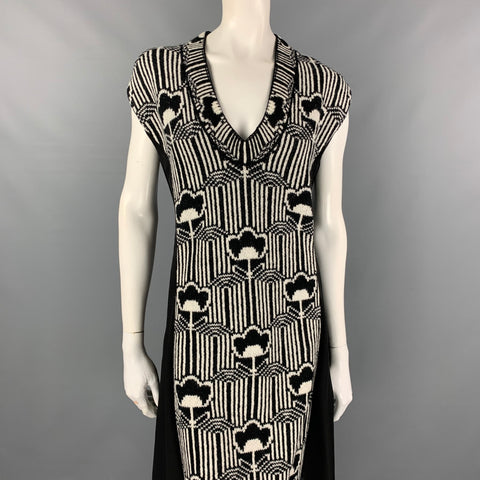 PRADA Otoño '21 Talla 2 Vestido con cuello en V de punto de seda y lana crepé floral negro y blanco roto