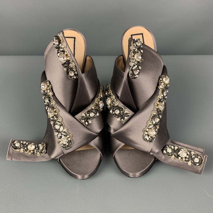 N°21 Size 9 Grey Silk Rhinestones Mules Pumps