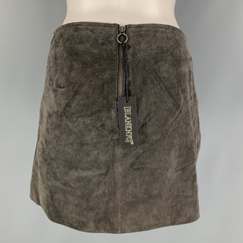 BLANKNYC Talla 25 Minifalda acampanada de ante gris