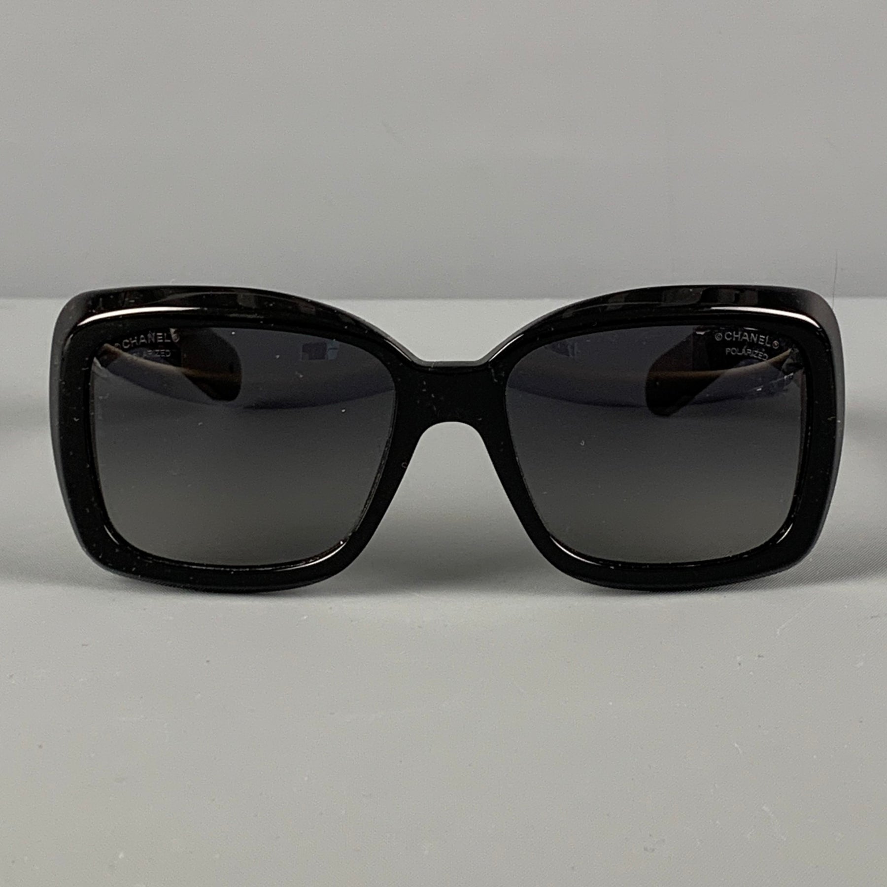 CHANEL Black & Silver Acetate Sunglasses – Sui Generis  display picture 1