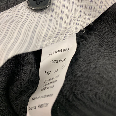 JOHN VARVATOS * U.S.A. Size 40 Navy Wool Notch Lapel Suit