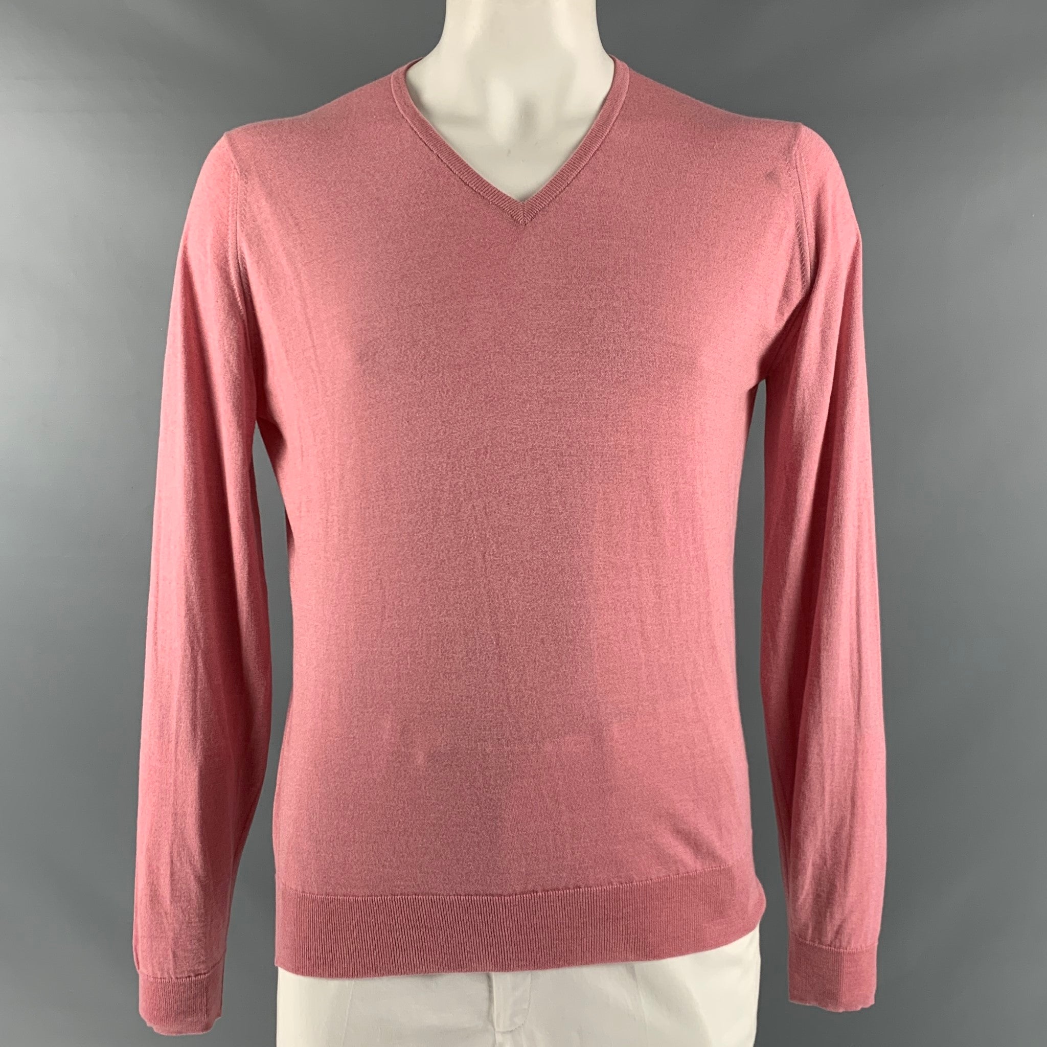 JOHN SMEDLEY Size L Pink Wool Cotton V-Neck Pullover – Sui Generis