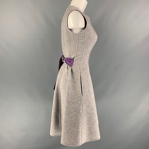 CAROLINA HERRERA Talla 4 Vestido con cinturón jaspeado de lana violeta gris