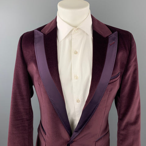 D&G by DOLCE & GABBANA Brad Size 42 Eggplant Purple Velvet Peak Lapel Sport Coat