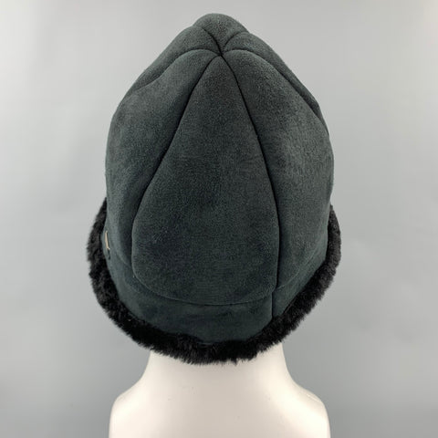 EMU Size M/L Black Shearling Winter Beanie