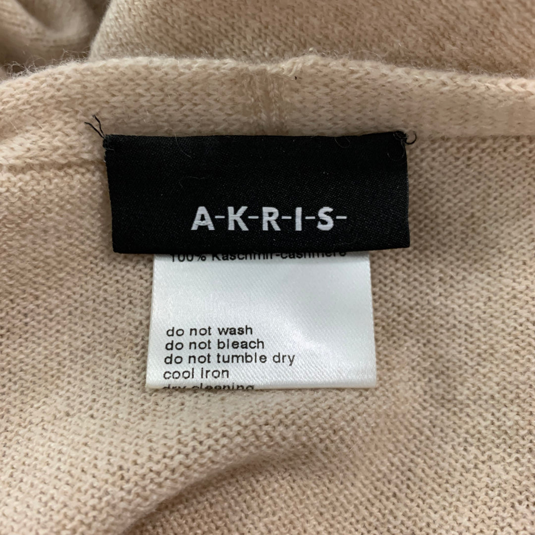 AKRIS Size 6 Beige Cashmere V-Neck Pullover