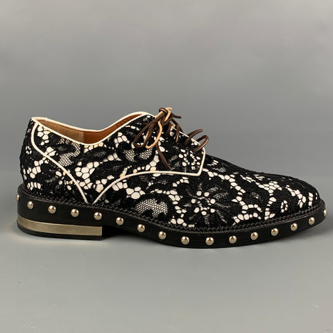 GIVENCHY Talla 6.5 Zapatos de cuero con encaje floral blanco y negro