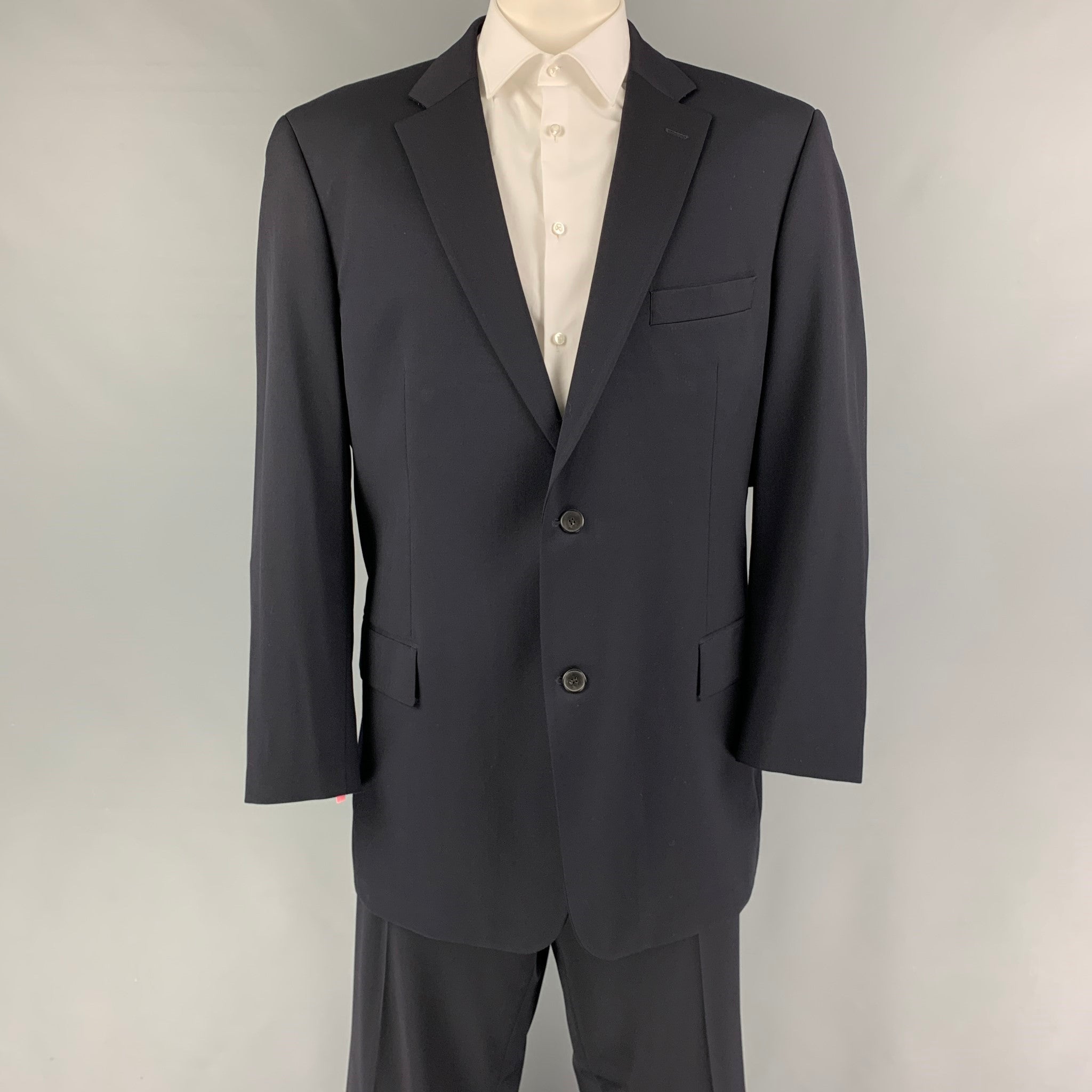 BOSS by HUGO BOSS Size 48 Long Navy Virgin Wool Notch Lapel 40