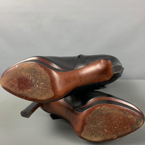 LOUIS VUITTON Taille 7 Bottes à plateforme noires