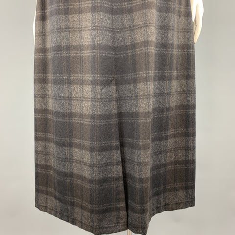 AKRIS Size 10 Grey Plaid Wool / Angora Cap Sleeve Shift Dress