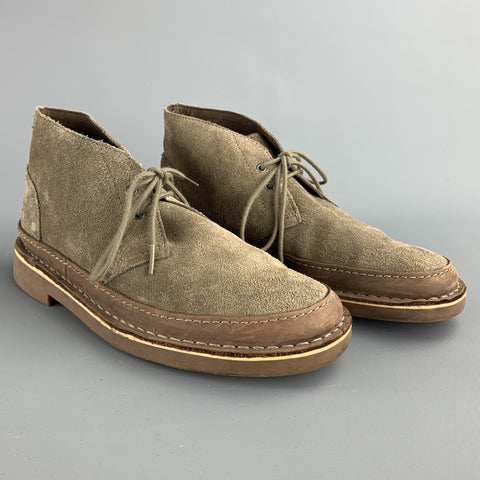 CLARKS Size 7 Taupe Suede Lace Up Chukka Boots