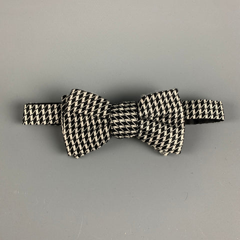 CHARVET Black White Stripe Silk Jacquard Bow Tie