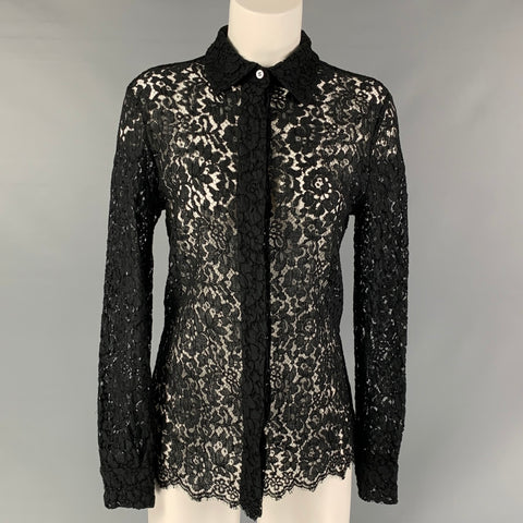 BARNEY'S NEW YORK Camisa con tapeta oculta de encaje negro Talla M