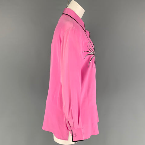 BOB MACKIE Talla 8 Camisa con botones bordados de seda negra rosa