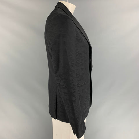 JOHN VARVATOS * U.S.A.Size 42 Black Camouflage Wool &  Polyester Peak Lapel Sport Coat