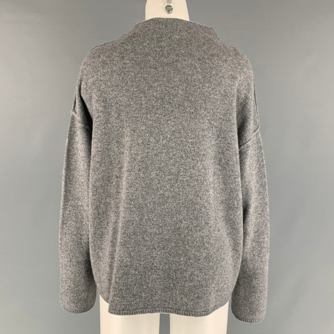 MARGARET OLEARY Talla S Suéter liso de cachemira gris con cuello simulado