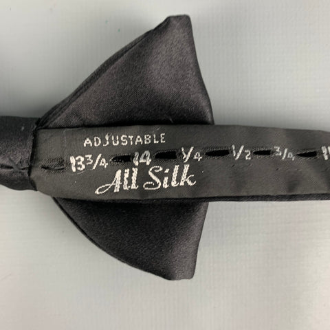 NEIMAN MARCUS Black Silk Bow Tie