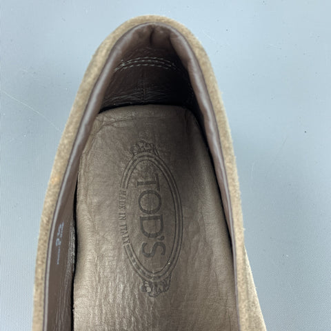 Mocasines tipo driver de ante color topo TOD'S Talla 9.5