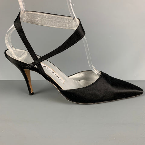MANOLO BLAHNIK Talla 8 Zapatos de tacón con correa al tobillo de satén negro