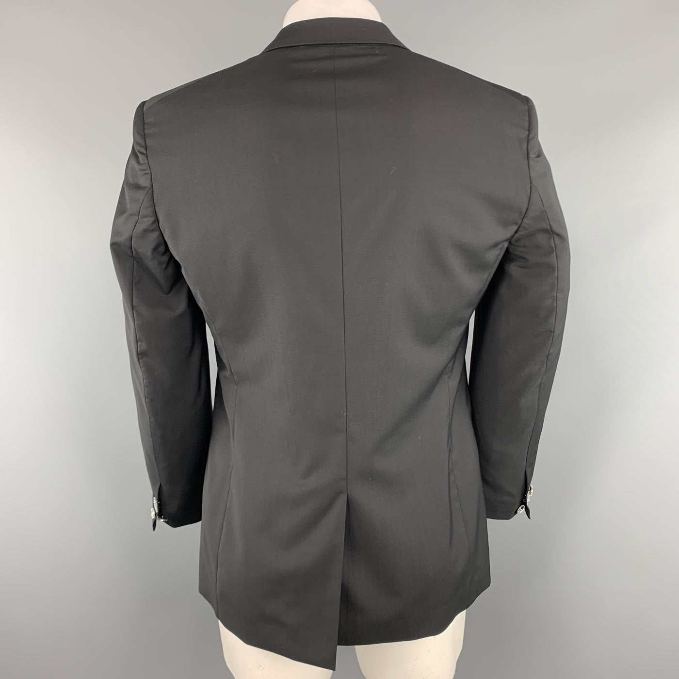 VIKTOR & ROLF Size 42 Black Wool Satin Peak Lapel Mirror Button Tuxedo Jacket